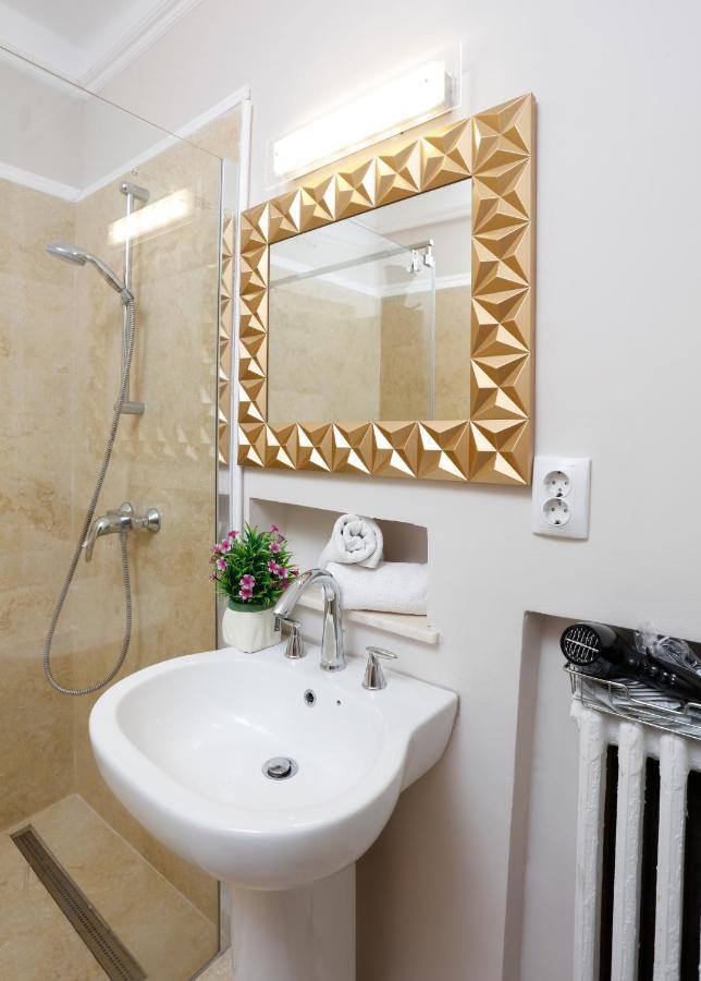 Grand Phillip Cismigiu Park Downtown Bucharest Apartment Exterior foto