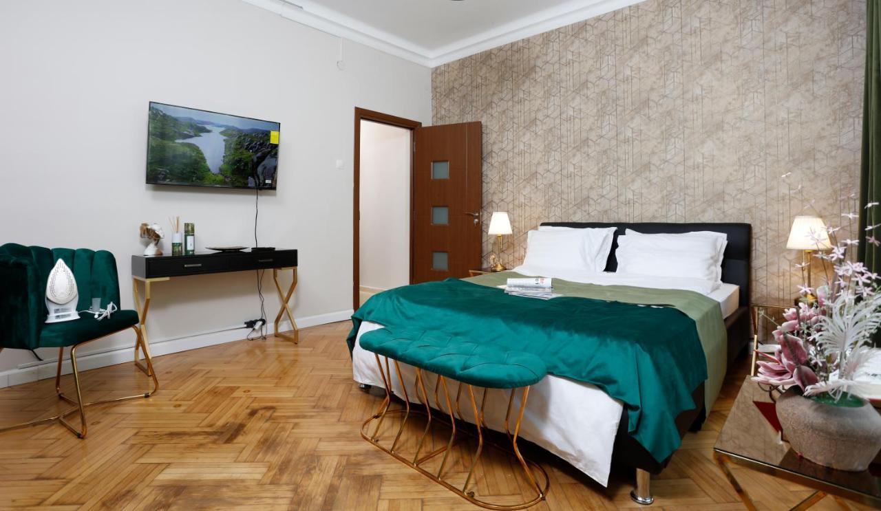 Grand Phillip Cismigiu Park Downtown Bucharest Apartment Exterior foto